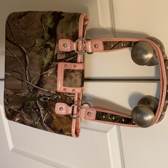 Realtree camp purse and wallet - Picture 2 of 7